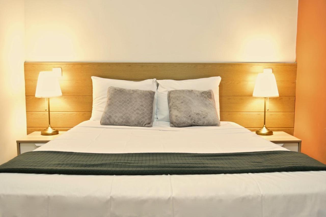 Apartamentos Fuencarral Madrid Buitenkant foto