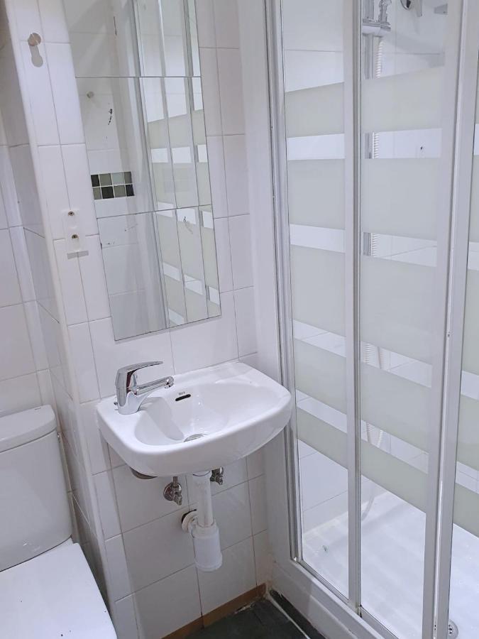 Apartamentos Fuencarral Madrid Buitenkant foto